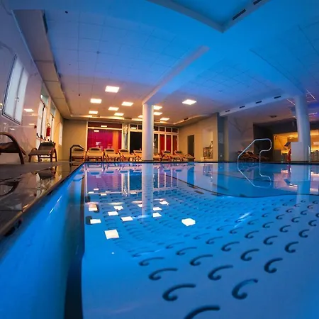 Hotel Formula & Puravita 4*