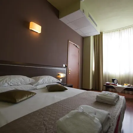Formula & Puravita 4*
