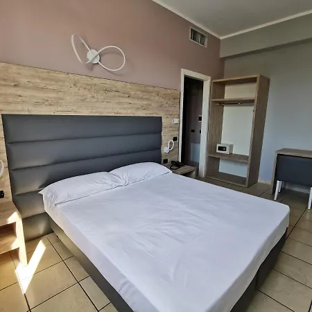 Hotel Formula & Puravita Rosolina