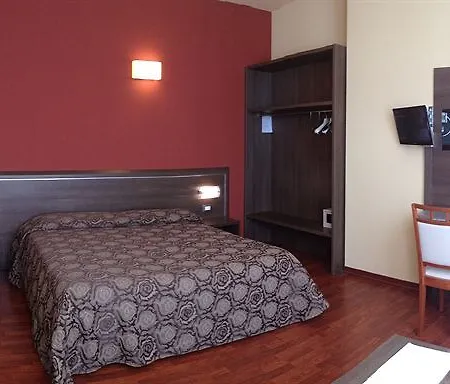 Formula & Puravita Hotel
